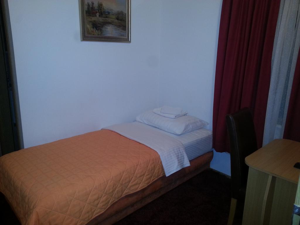 Hotel Viv Trebinje Eksteriør billede