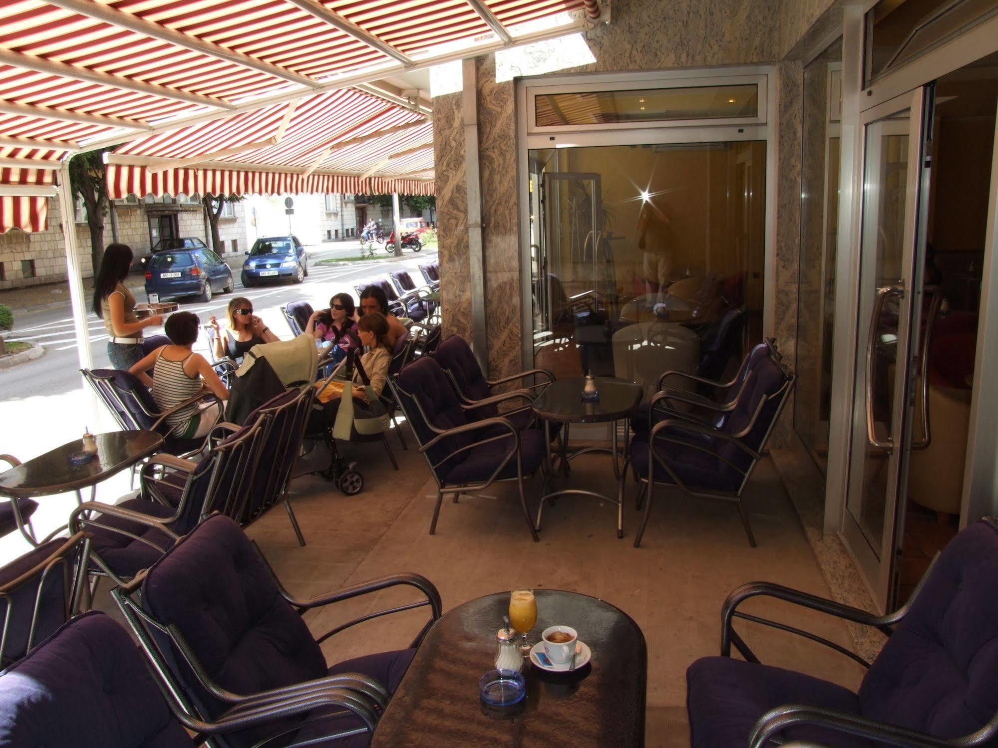 Hotel Viv Trebinje Eksteriør billede